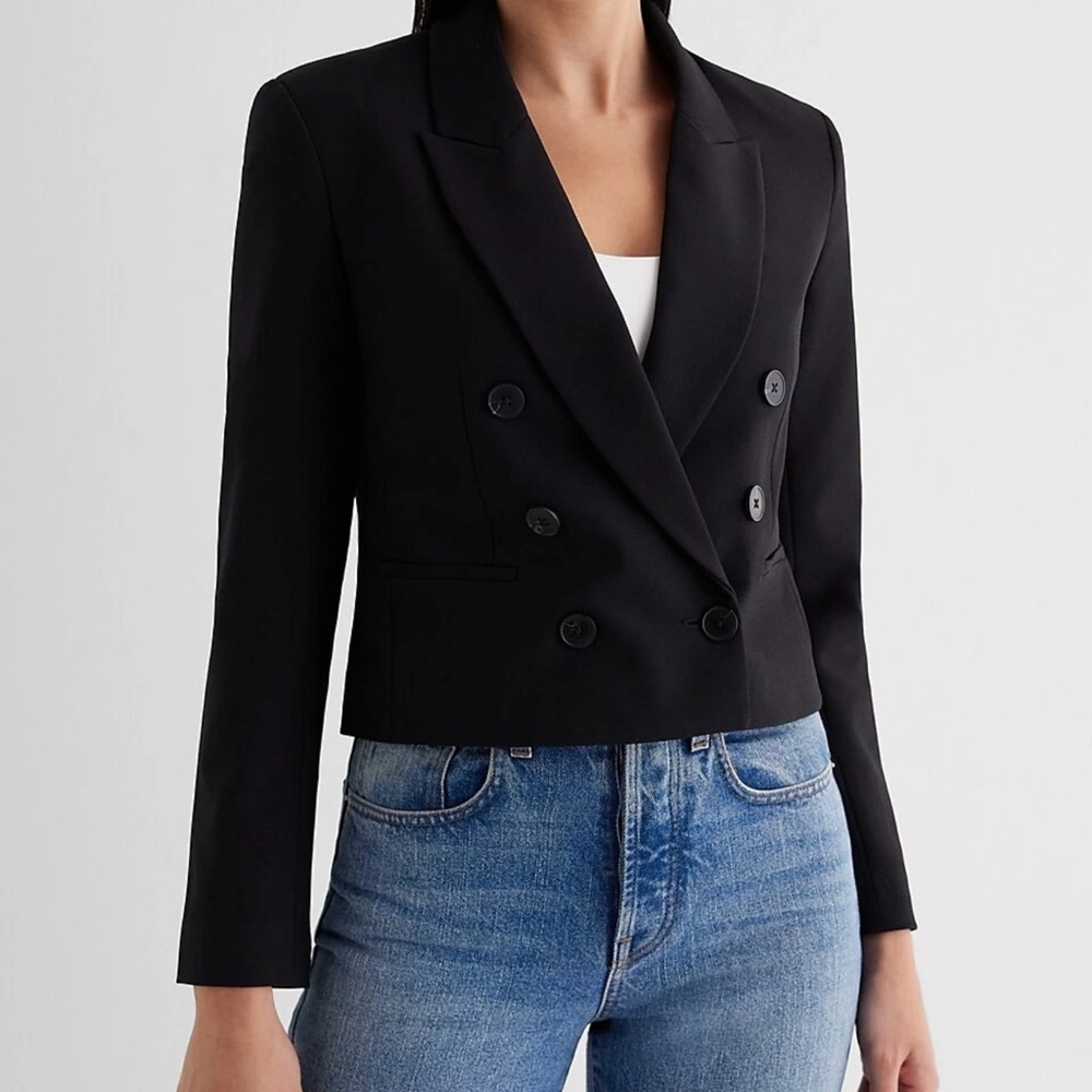 ✨ NWT Express Women's Black Double-Breasted Cropped Blazer